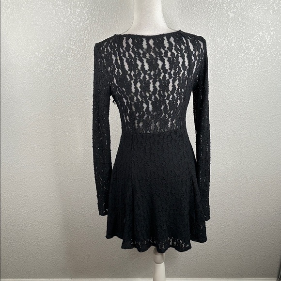 Free People Black Lace Flowy Fit & Flare Whimsigoth Goth Fairy Grunge Dress Sz M - Picture 4 of 7